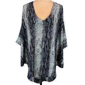 Show Me Your Mumu Caftan Snakeskin V Neck Flowy Medium Swim Cover Made‎ in USA